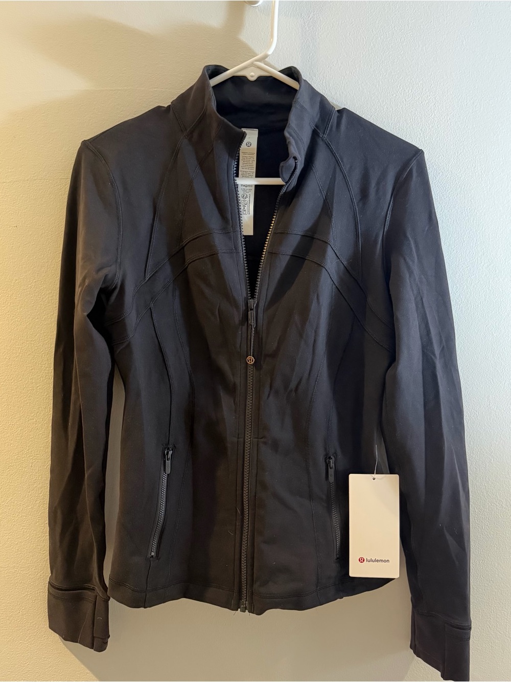 NWT lululemon athletica Black define Full-Zip Jacket *Luon Size 8